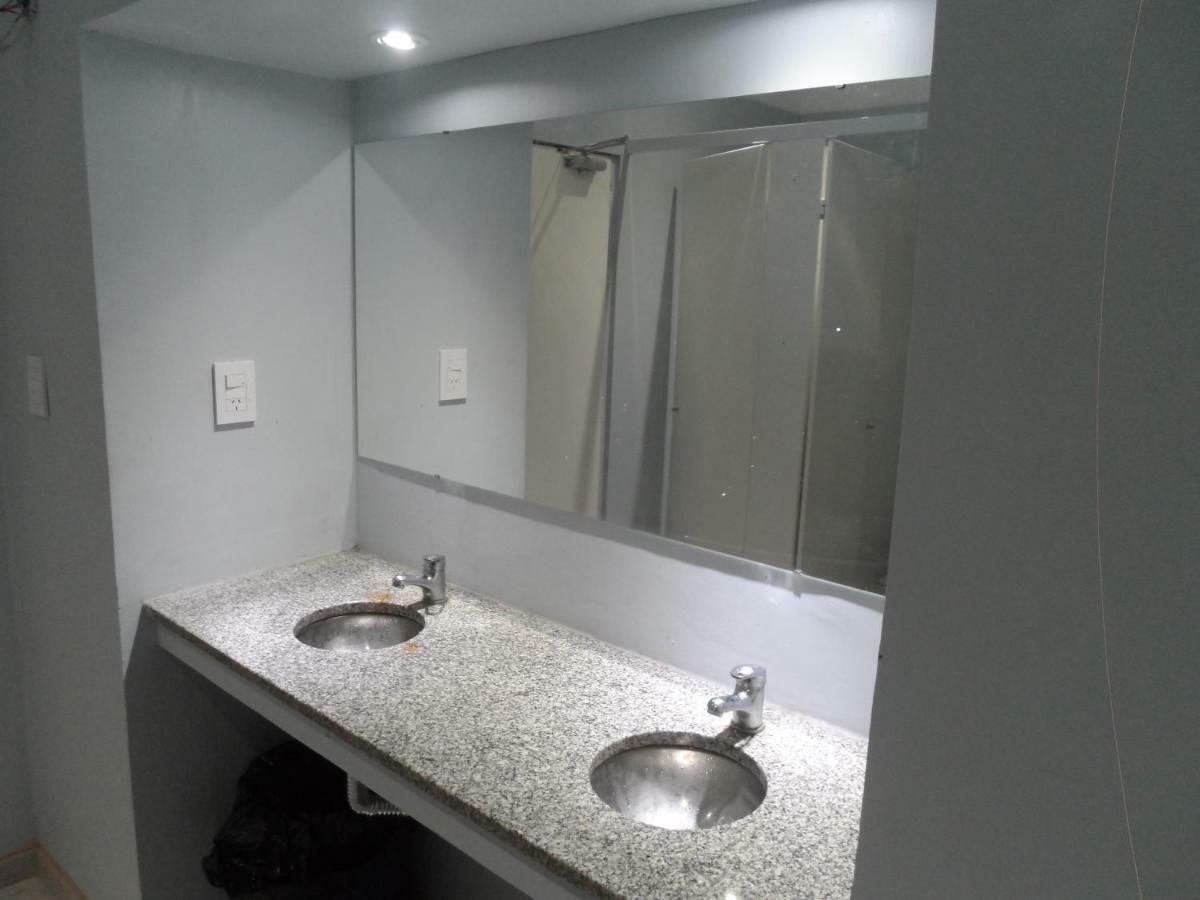 Ey Mochila Hostel La Plata Bagian luar foto